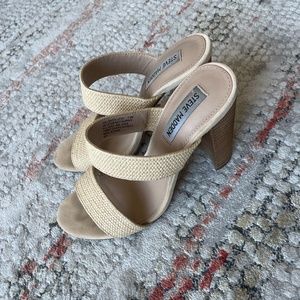 SOLD Steve Madden heels